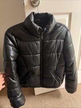 Women’s Black Quilted Faux-Leather Puffer Jacket -
